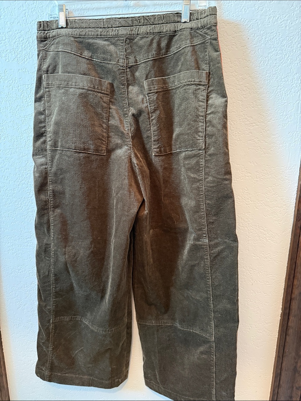 Pilcro Women’s Dark Green Corduroy Barrel Pants with Peach & Burgundy Stripe - Picture 2 of 7